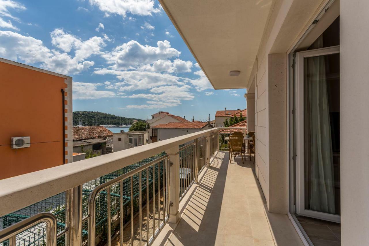 Villa Flores Rogoznica  Kültér fotó